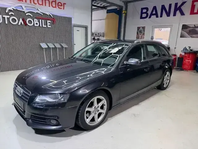 Używany Audi A4 Ambition 120 KM (88 kW) 2011 Szary Kombi