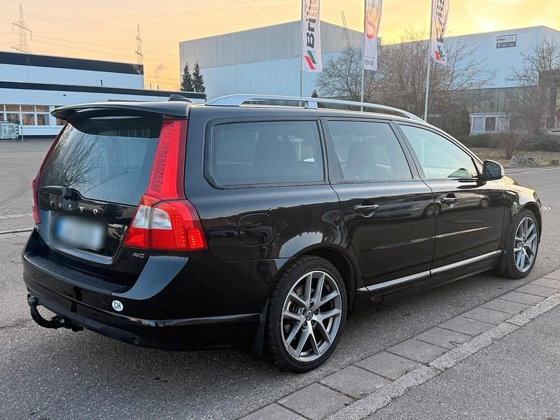 Gebraucht Volvo V70 R-Design 185 PS (136 kW) 2009 Schwarz Kombi