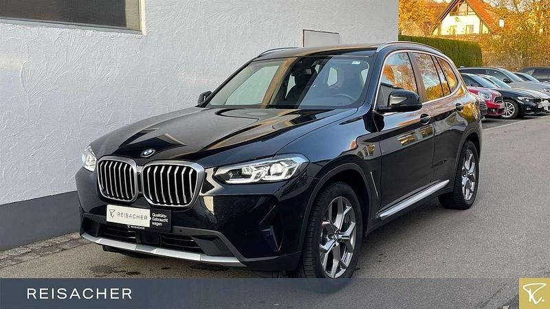 Saphirschwarz metallic Gebraucht 2023 BMW X3 Efficient Dynamics SUV | 41.949 € (Superpreis) - Bild 1/4