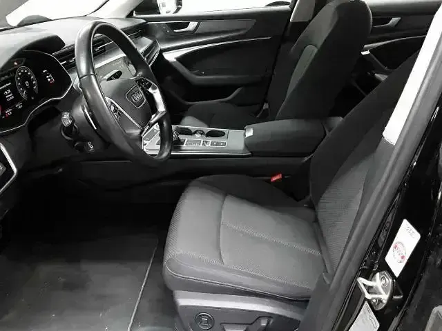 Używany Audi A6 Ambiente 265 KM (194 kW) 2022 Czarny Sedan/Limuzyna