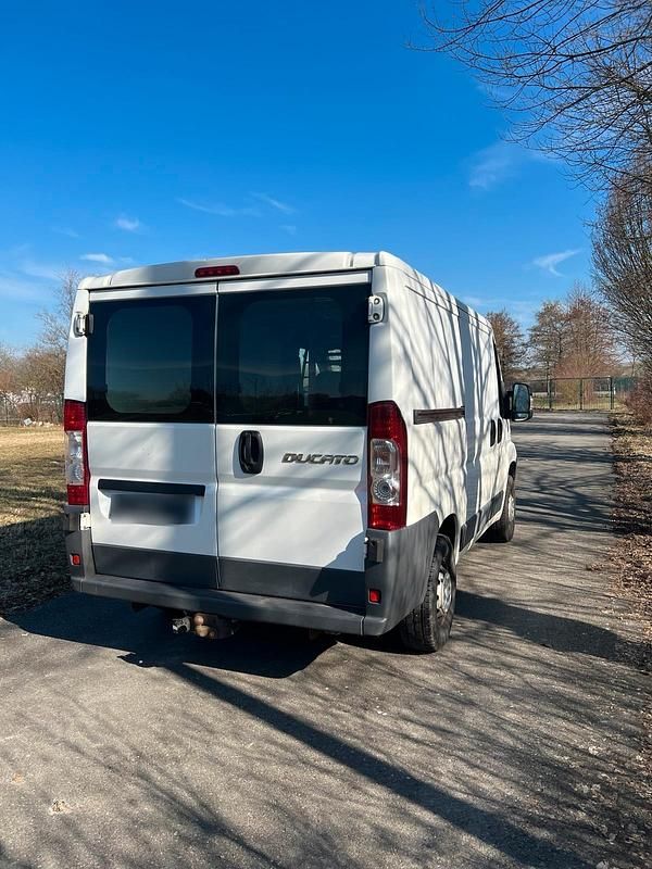 Gebraucht Fiat Ducato 115 PS (84 kW) 2011 Weiß Van