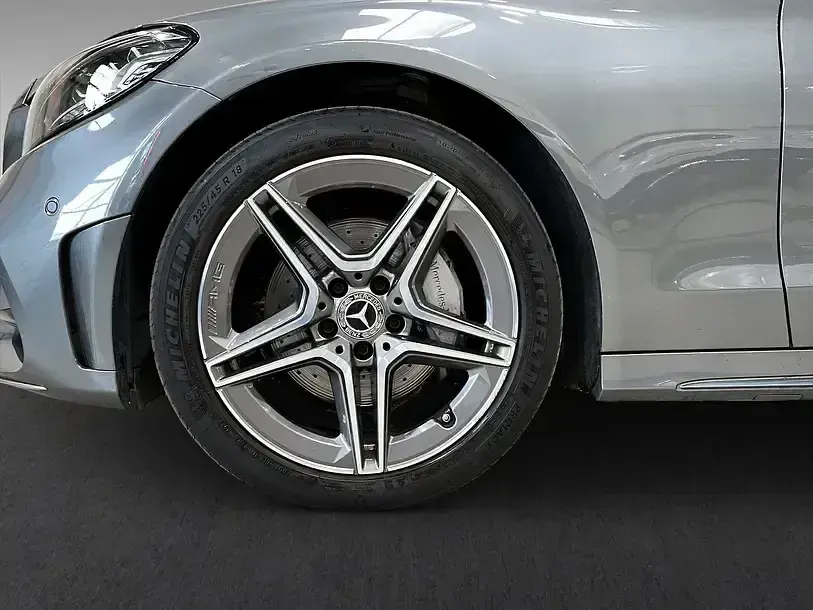 Gebraucht Mercedes C220 AMG 194 PS (142 kW) 2020 Grau Limousine