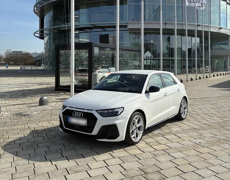 Gebraucht Audi A1 S-Line 200 PS (147 kW) 2022 Weiß SUV
