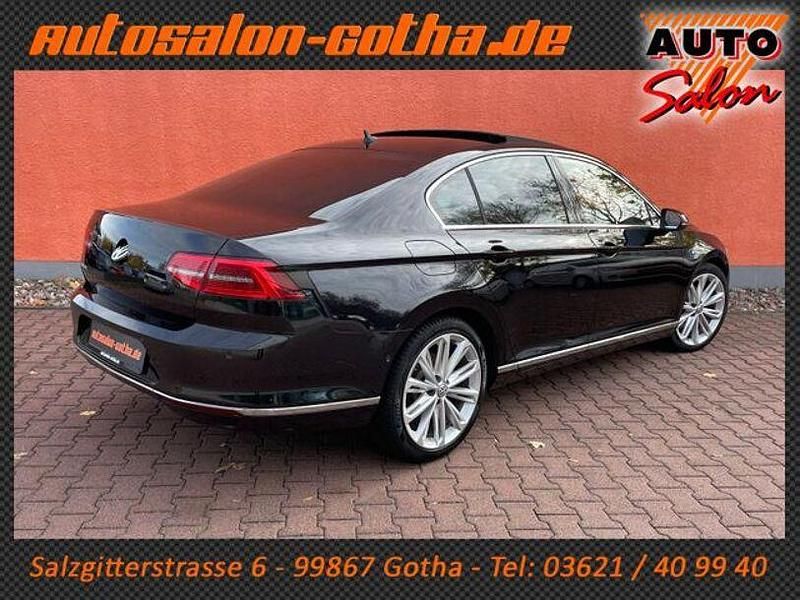 Gebraucht VW Passat Highline 150 PS (110 kW) 2015 Schwarz Limousine