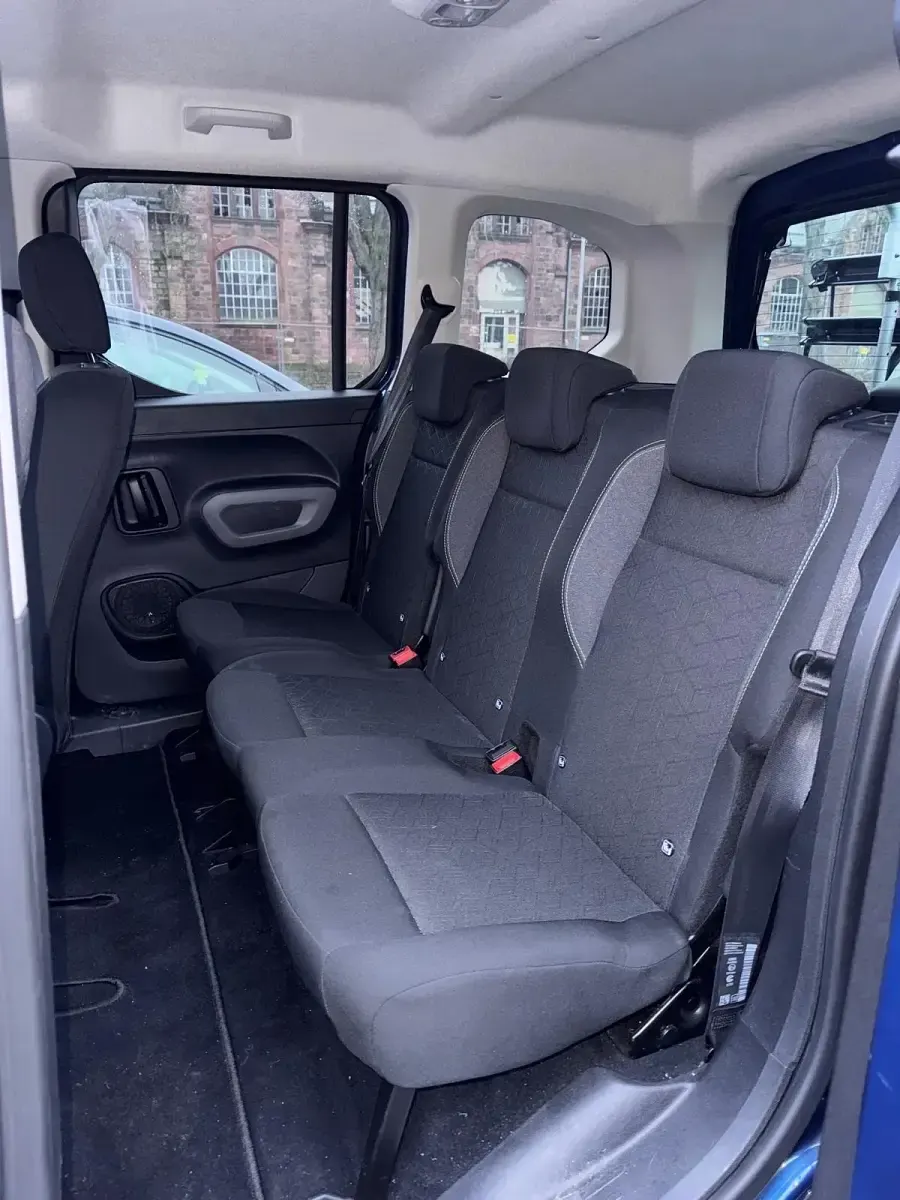 Gebraucht Peugeot Rifter Active 81 PS (59 kW) 2020 Blau Van / Kleinbus