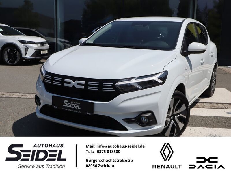 Weiß Gebraucht 2024 Dacia Sandero Expression Kleinwagen | 16.987 € (Guter Preis) - Bild 1/4