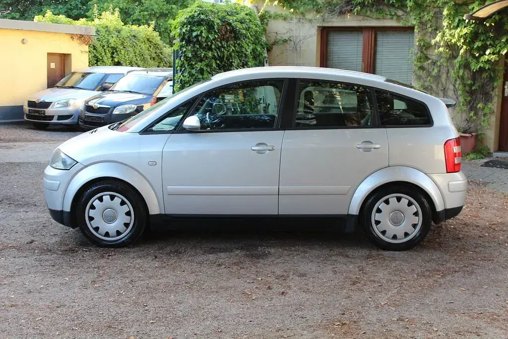 Gebraucht Audi A2 75 PS (55 kW) 2002 Silber Kleinwagen