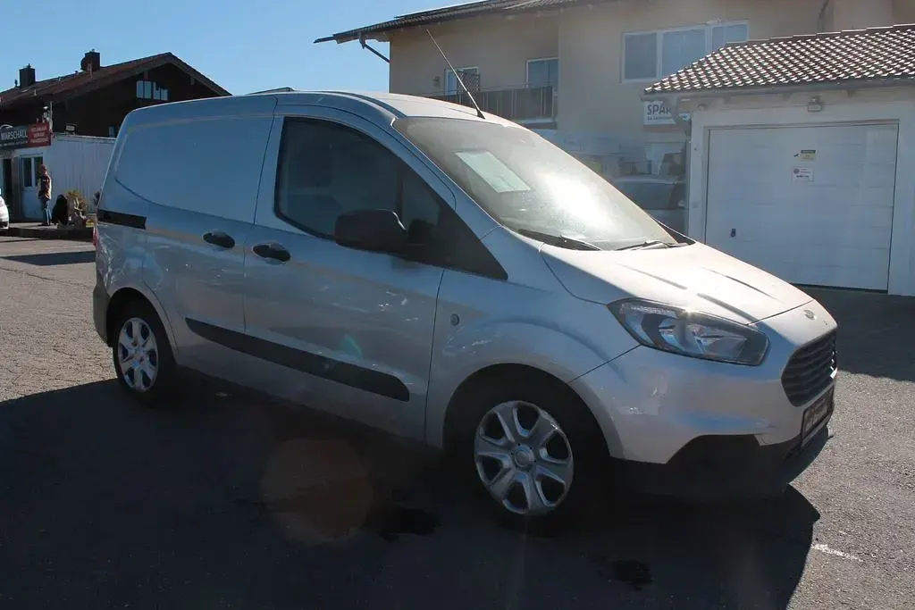 Gebraucht Ford Transit Trend 101 PS (74 kW) 2021 Silber Van / Kleinbus