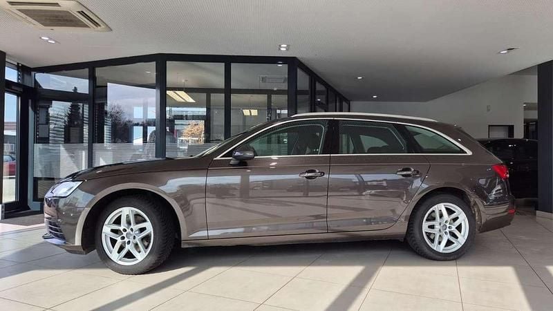 Używany Audi A4 150 KM (110 kW) 2017 Brązowy Kombi