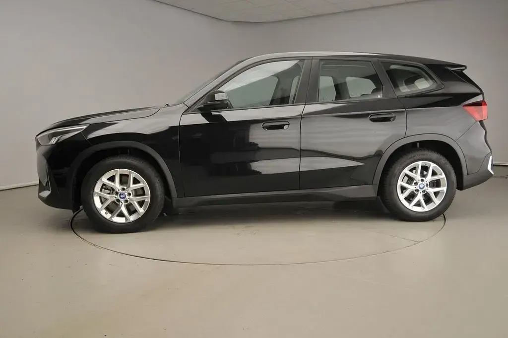 Gebraucht BMW iX1 Sport Line 230 kW (313 PS) 2023 Schwarz SUV