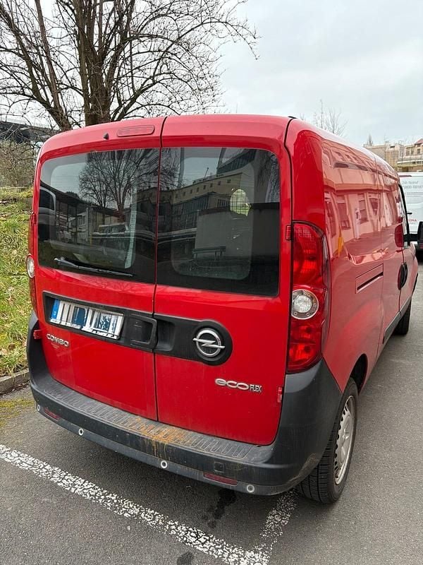 Gebraucht Opel Combo 95 PS (69 kW) 2016 Rot Van / Kleinbus