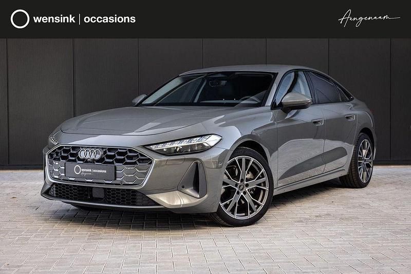 Gebraucht Audi A5 Advanced 150 PS (110 kW) 2025 Grau Limousine
