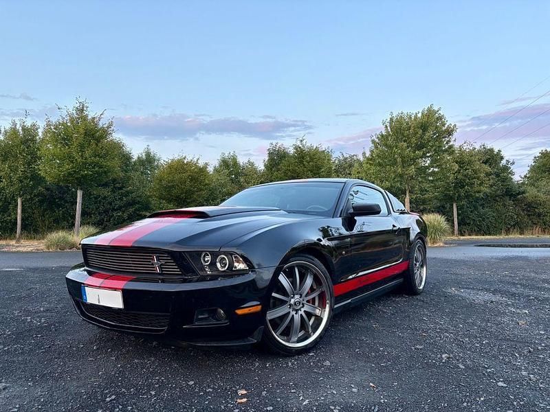 Schwarz Gebraucht 2012 Ford Mustang Coupé | 17.400 € (Etwas zu teuer) - Bild 1/4