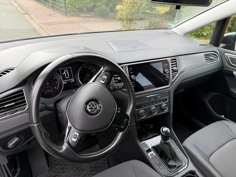 Gebraucht VW Golf 115 PS (84 kW) 2020 Grau Van / Kleinbus