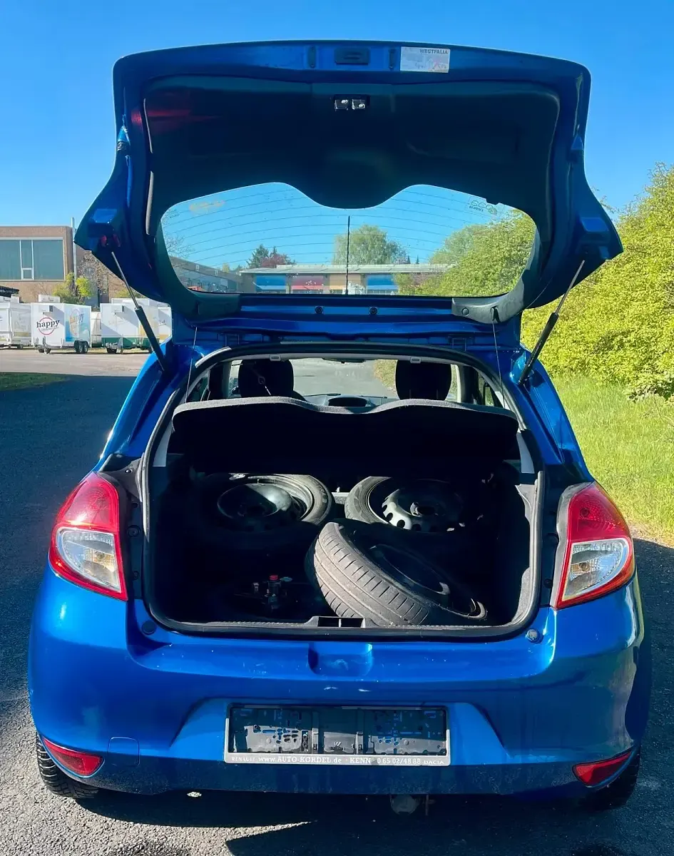 Gebraucht Renault Clio 74 PS (54 kW) 2011 Blau Kleinwagen
