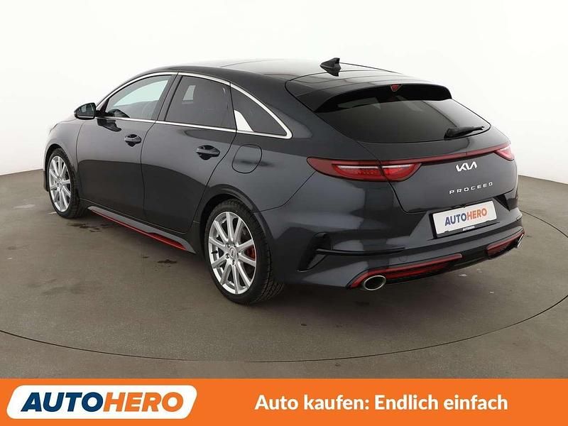 Gebraucht Kia ProCeed GT 204 PS (150 kW) 2024 Grau Kombi