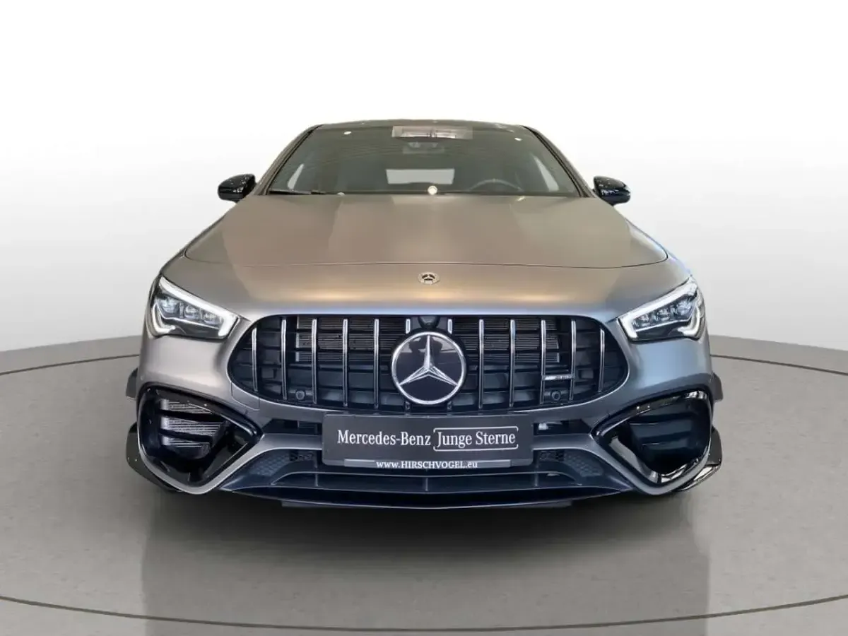 Gebraucht Mercedes CLA45 AMG AMG 421 PS (309 kW) 2023 Manufaktur mountaingrau magno Coupé