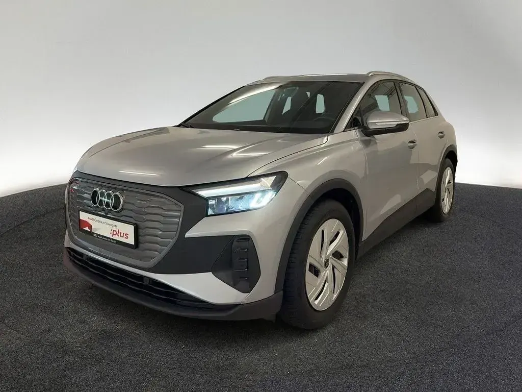 Gebraucht Audi Q4 e-tron Comfort 210 kW (286 PS) 2025 Florettsilber metallic SUV