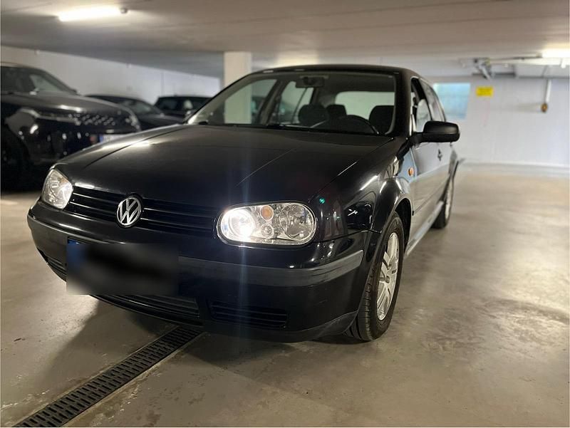 Schwarz Gebraucht 1997 VW Golf IV Kleinwagen | 1.900 € - Bild 1/4