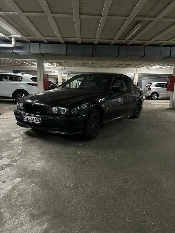 Schwarz Gebraucht 1997 BMW 520 Limousine | 3.000 € (Fairer Preis) - Bild 1/4