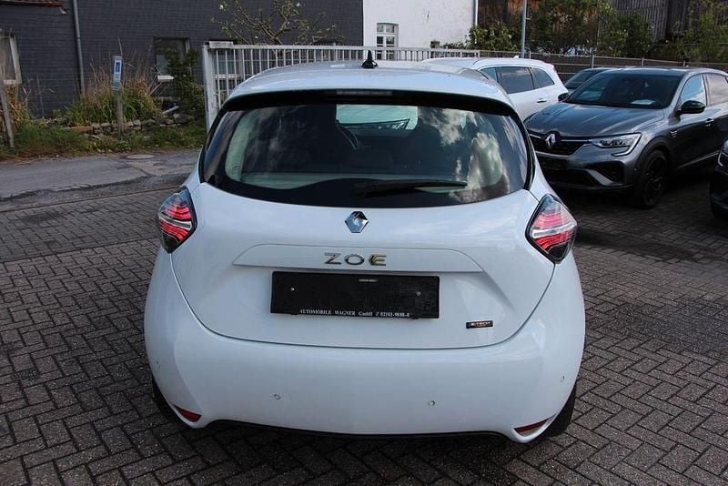 Gebraucht Renault Zoe Evolution 80 kW (109 PS) 2023 Weiß Kleinwagen
