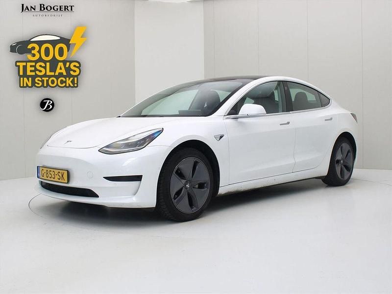 Weiß Gebraucht 2019 Tesla Model 3 Standard Range Limousine | 18.900 € (Fairer Preis) - Bild 1/4