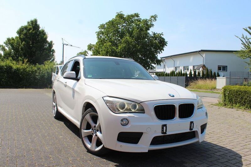 Weiß Gebraucht 2012 BMW X1 M Sport SUV | 10.999 € (Fairer Preis) - Bild 1/4