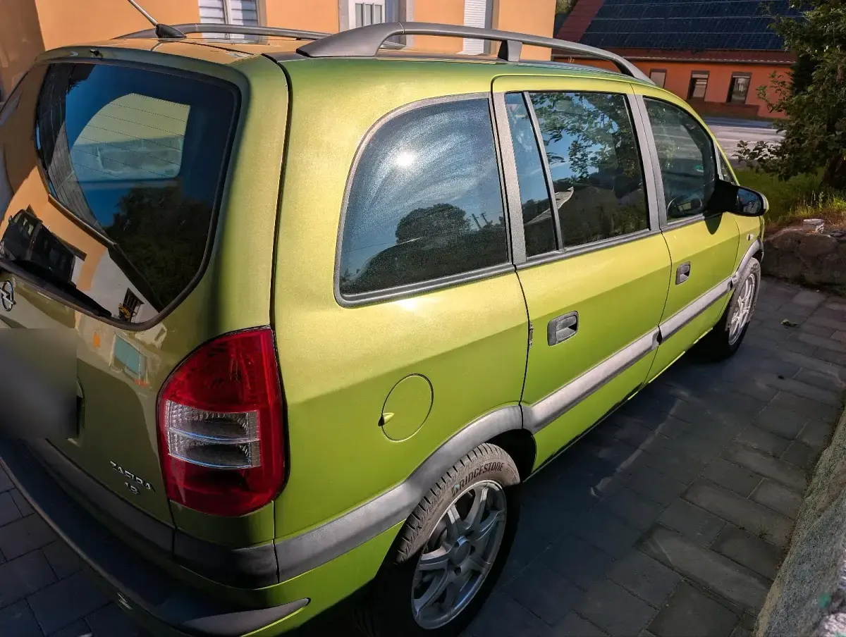 Gebraucht Opel Zafira 115 PS (84 kW) 2002 Grün Van / Kleinbus