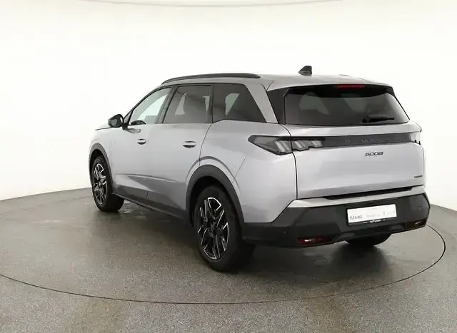 Neu Peugeot 5008 145 PS (106 kW) 2026 Artensegraumet. SUV