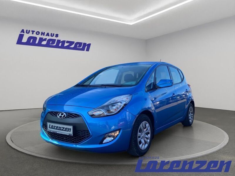 Blau Gebraucht 2017 Hyundai ix20 Van / Kleinbus | 11.480 € (Fairer Preis) - Bild 1/4