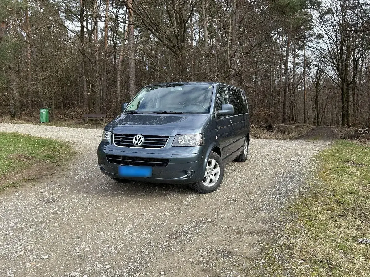 Gebraucht VW Multivan 174 PS (127 kW) 2009 Grau Van / Kleinbus
