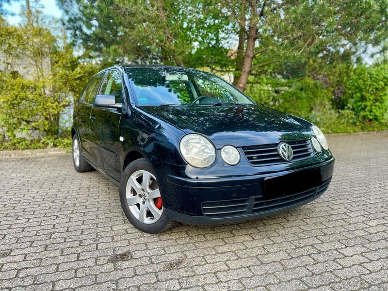Schwarz Gebraucht 2005 VW Polo Cricket Limousine | 1.190 € (Guter Preis) - Bild 1/4