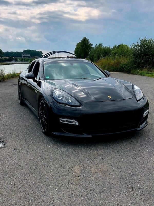 Schwarz Gebraucht 2012 Porsche Panamera GTS Limousine | 23.232 € (Fairer Preis) - Bild 1/4