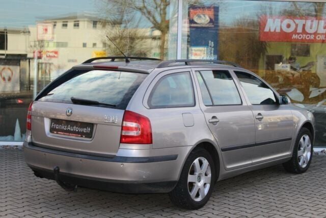 Gebraucht Skoda Octavia Elegance 150 PS (110 kW) 2008 Gelb metallic Kombi