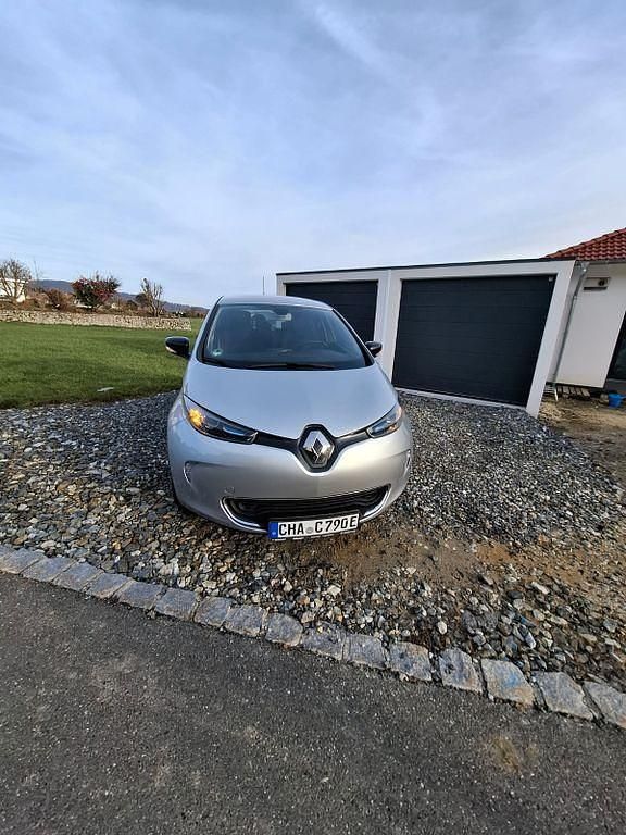 Silber Gebraucht 2019 Renault Zoe Life Kleinwagen | 9.400 € (Fairer Preis) - Bild 1/4