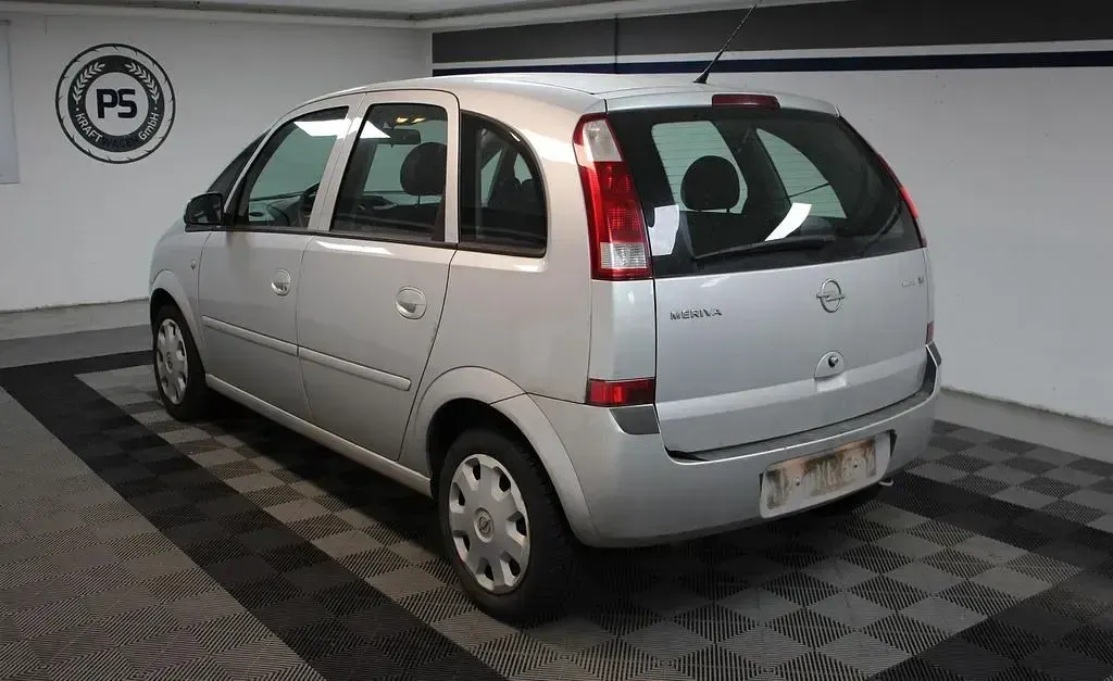 Gebraucht Opel Meriva Edition 101 PS (74 kW) 2005 Silber Van / Kleinbus