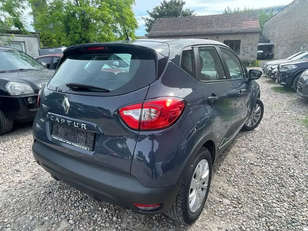 Gebraucht Renault Captur Dynamique 120 PS (88 kW) 2015 Blau SUV