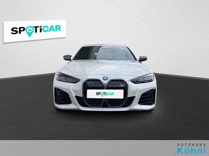 Gebraucht BMW i4 Shadowline 400 kW (544 PS) 2023 Mineralweiss metallic (metallic) Limousine