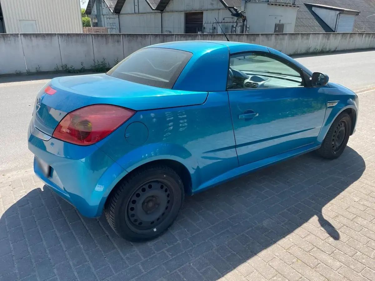 Gebraucht Opel Tigra 90 PS (66 kW) 2007 Blau Cabrio