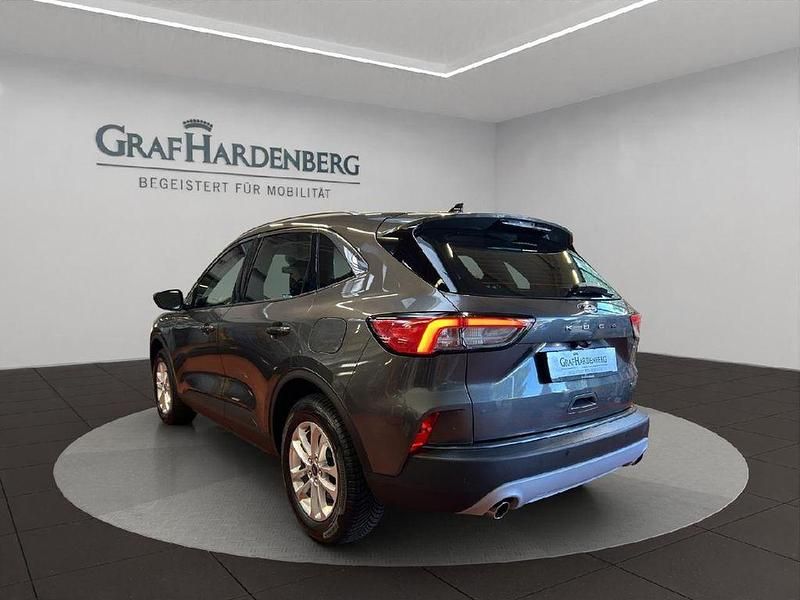 Gebraucht Ford Kuga Titanium 152 PS (111 kW) 2022 Grau SUV