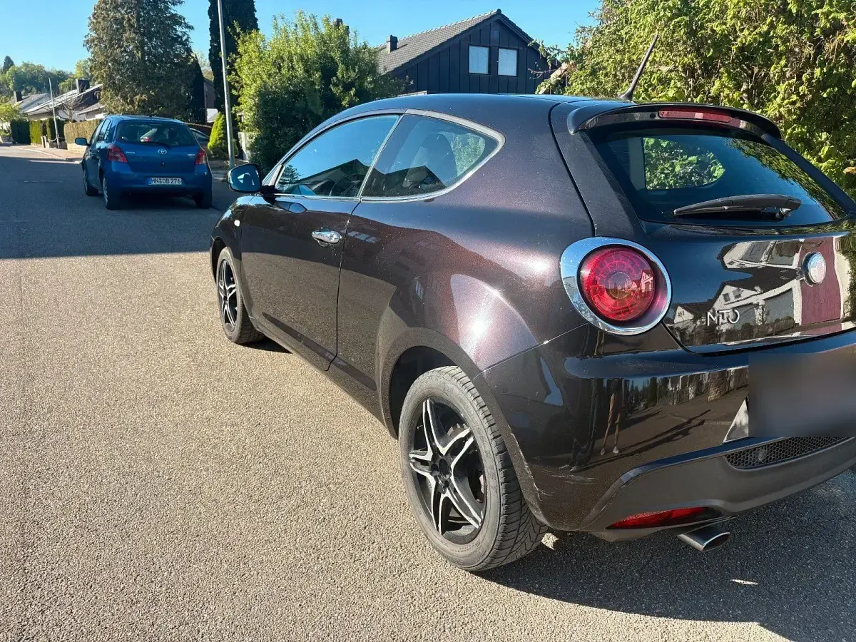 Gebraucht Alfa Romeo MiTo Turismo 95 PS (69 kW) 2008 Schwarz Kleinwagen