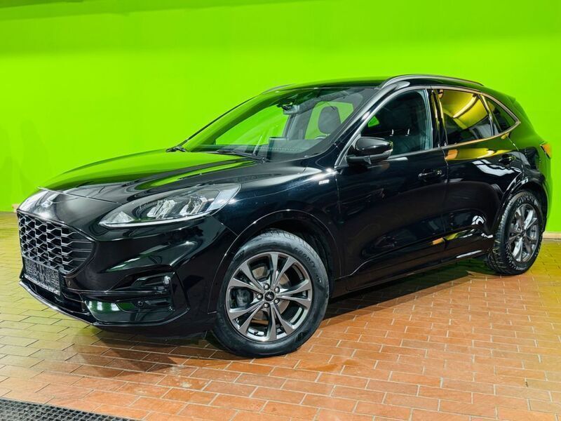 Gebraucht Ford Kuga ST-Line 120 PS (88 kW) 2021 Schwarz SUV