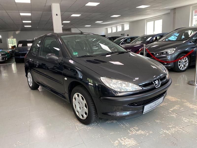 Schwarz Gebraucht 2005 Peugeot 206 Filou Kleinwagen | 1.499 € (Fairer Preis) - Bild 1/4