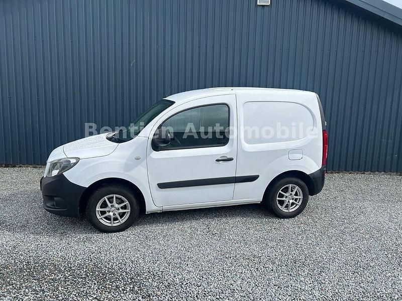 Weiß Gebraucht 2015 Mercedes Citan 108 Van / Kleinbus | 5.980 € (Fairer Preis) - Bild 1/4