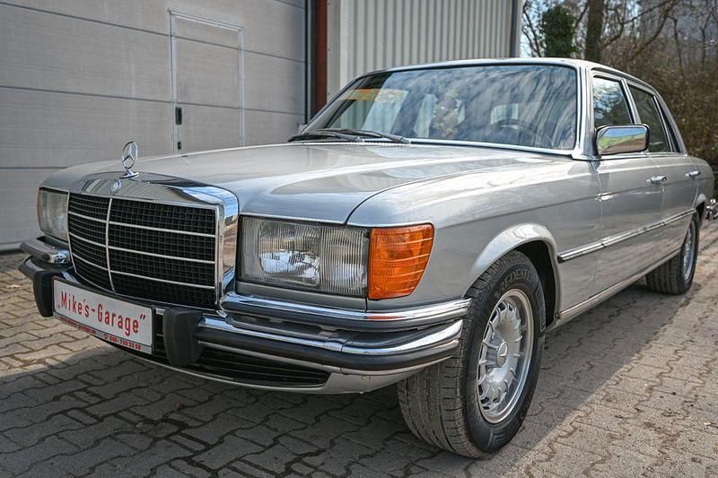 Gebraucht Mercedes 450 194 PS (142 kW) 1973 Astralsilber Limousine