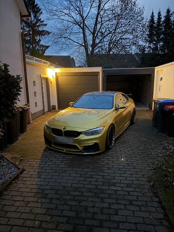 Gebraucht BMW M4 431 PS (317 kW) 2016 Gelb Coupé