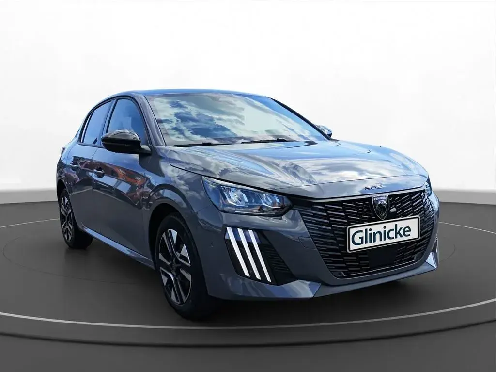 Neu Peugeot 208 Allure 101 PS (74 kW) 2026 Grau Kleinwagen