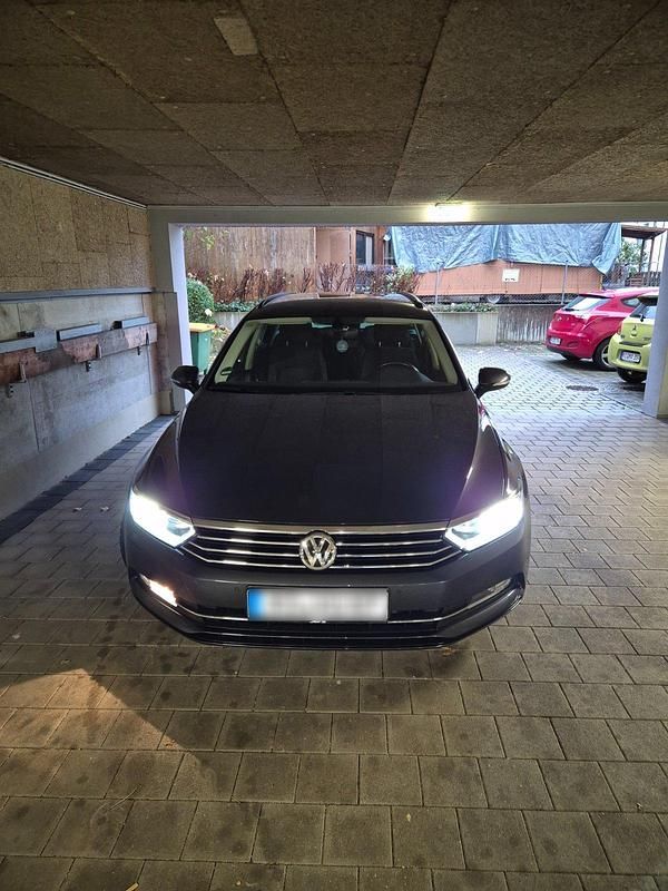 Gebraucht VW Passat 150 PS (110 kW) 2018 Kombi