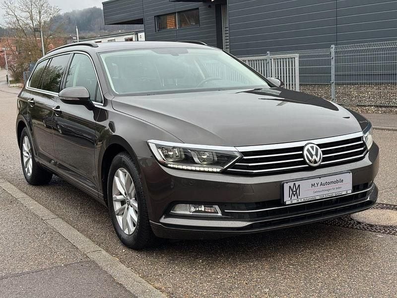 Gebraucht VW Passat Comfortline 190 PS (139 kW) 2016 Schwarz Limousine