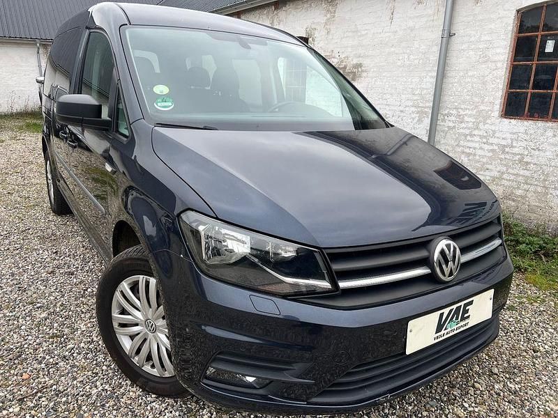 Blau Gebraucht 2017 VW Caddy Maxi Trendline Van / Kleinbus | 11.300 € (Fairer Preis) - Bild 1/4
